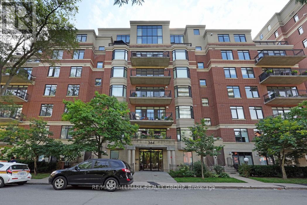 364 Cooper Street #ph2, Ottawa, ON K2P 2P3