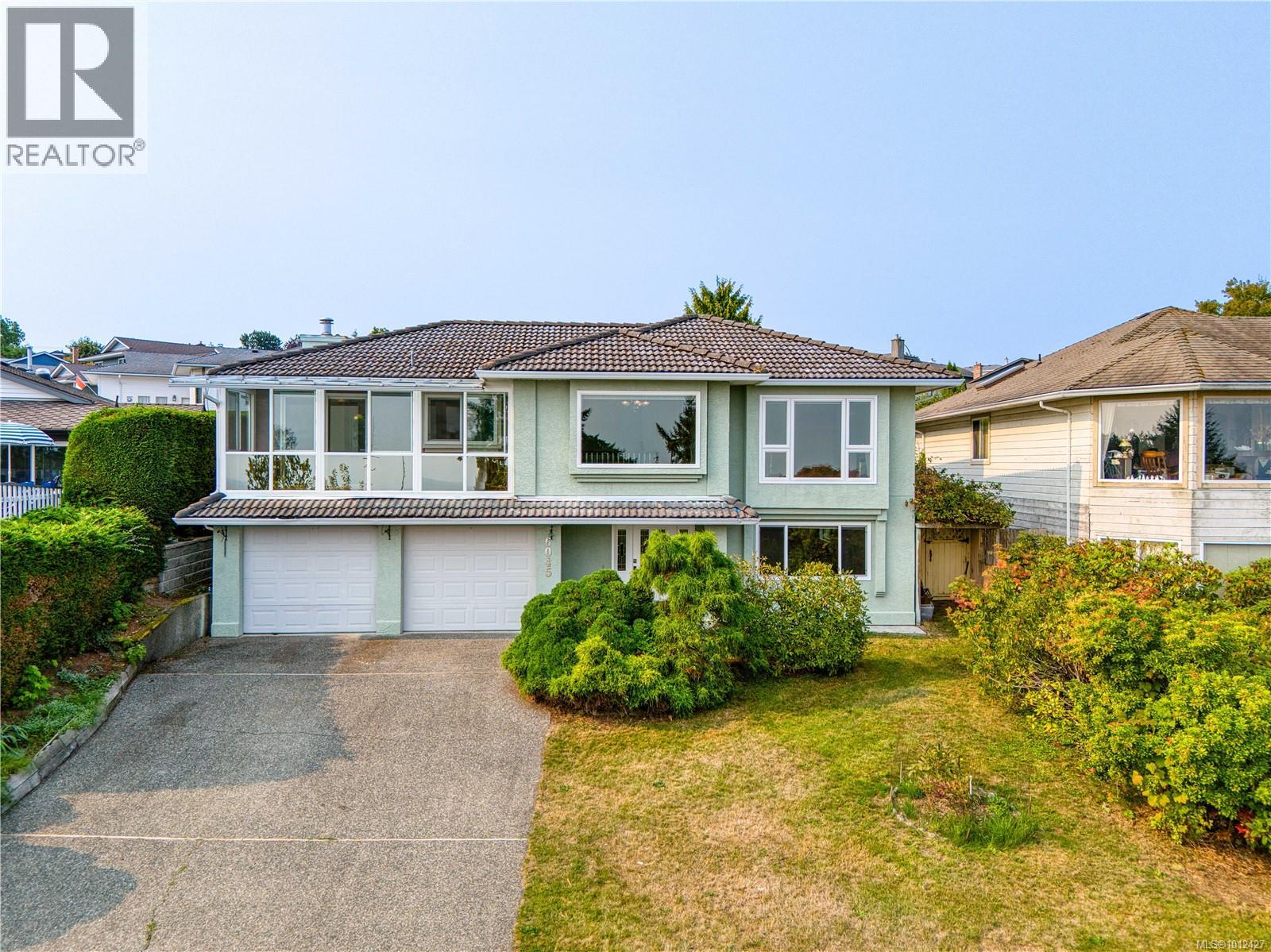 6045 Icarus Dr, Nanaimo, BC V9V 1B7