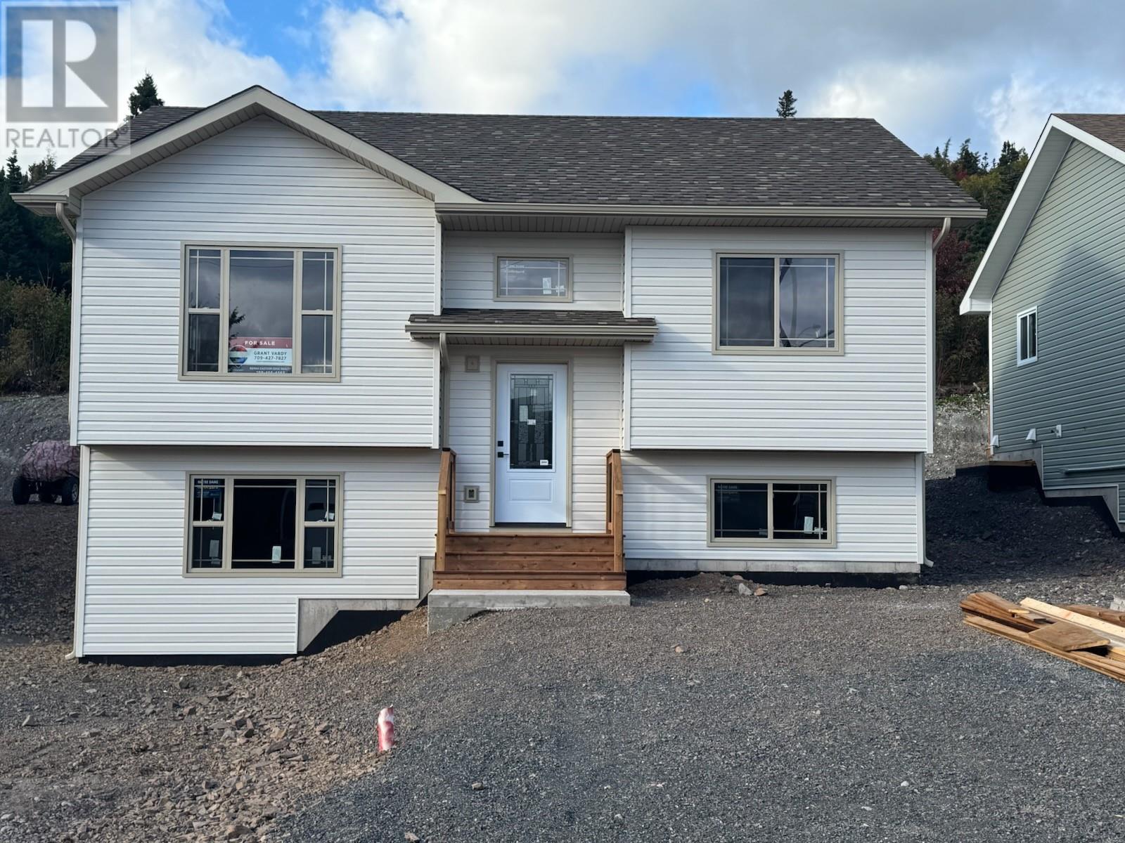 134 Spruceland Dr, Clarenville, NL A5A 4N9