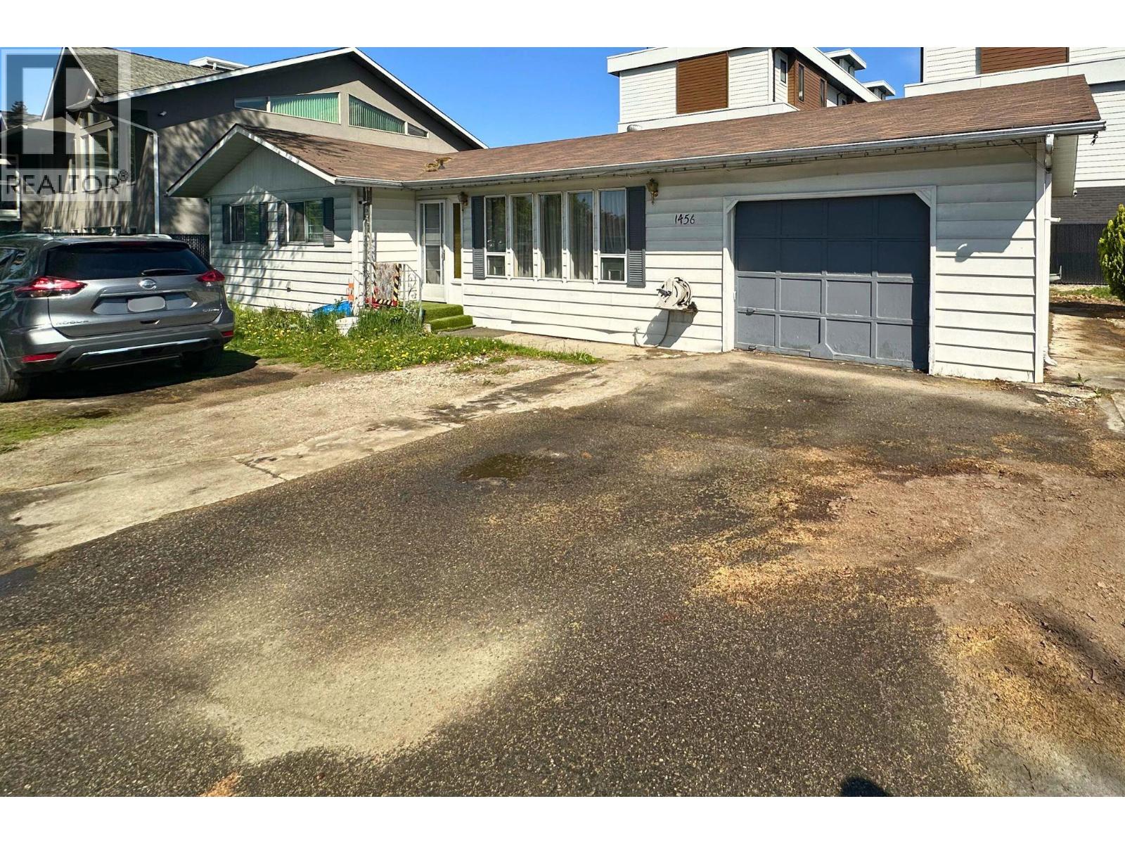 1456 Springfield Rd, Kelowna, BC V1Y 5V3