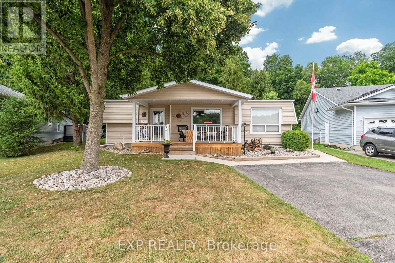 362 Shannon Blvd, South Huron, ON N0M 1T0