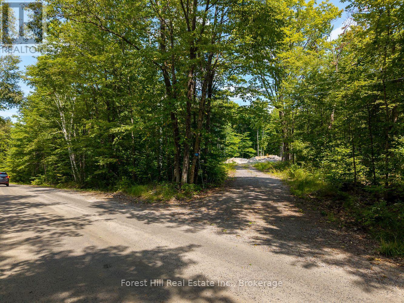 1028 Bruce Lake Dr, Muskoka Lakes, ON P0B 1J0