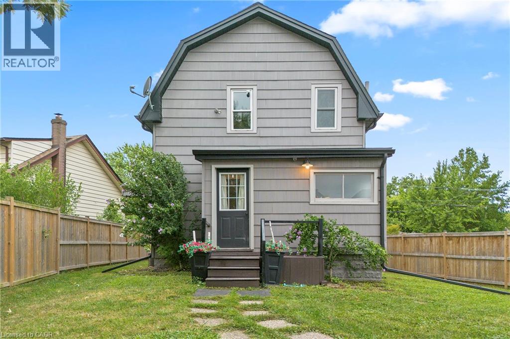 4297 E Avenue Unit 1, Lincoln, ON L0R 1B6
