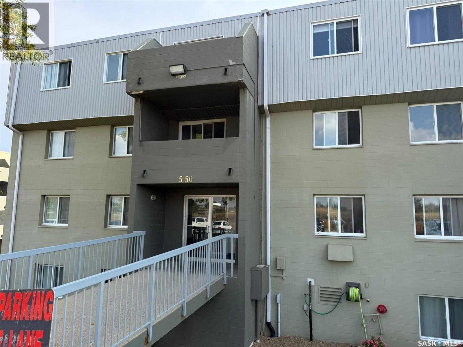 550 Laurier Street W Unit 404, Moose Jaw, SK S6H 6X6