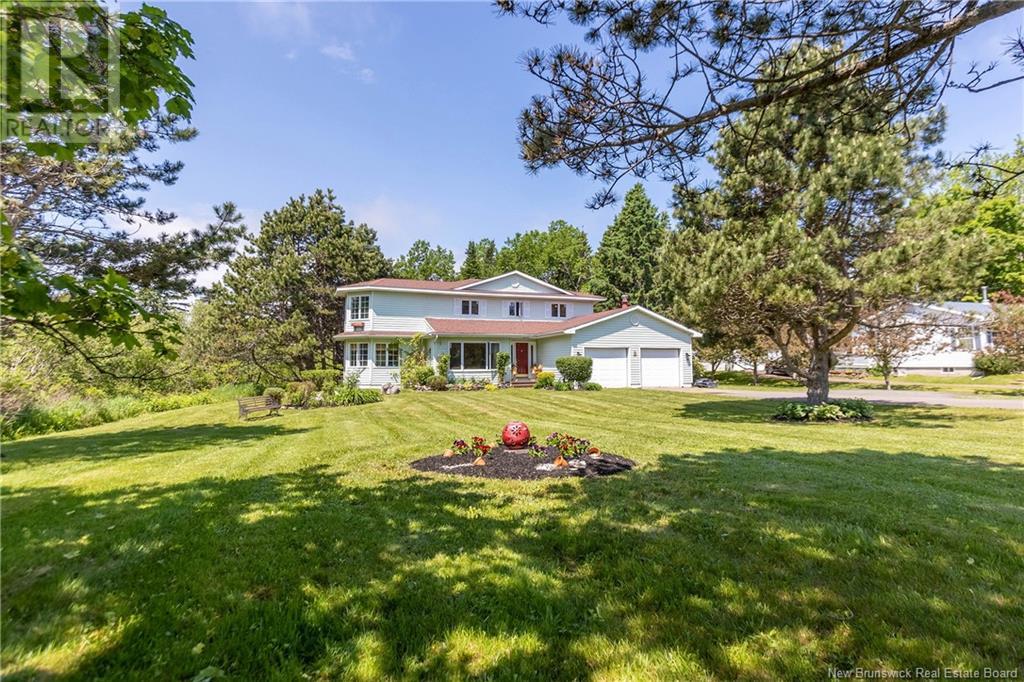 44 West Ave, Sackville, NB E4L 4P1