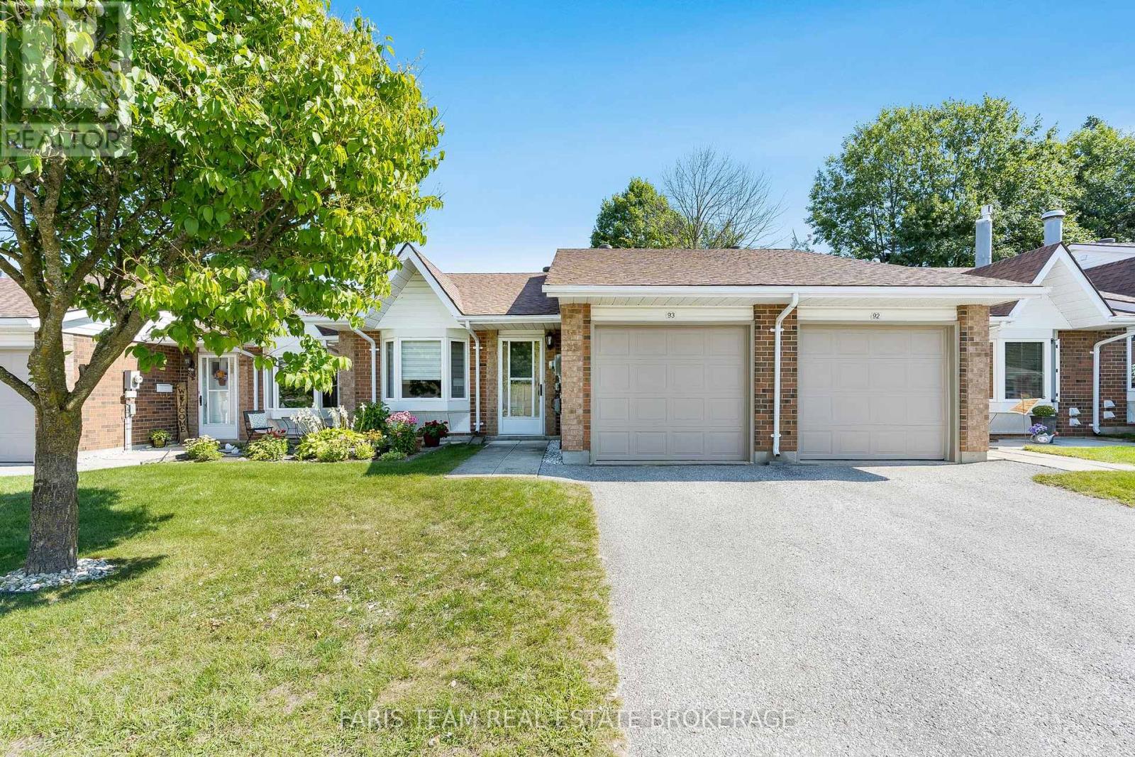 93 696 King St, Midland, ON L4R 5B7