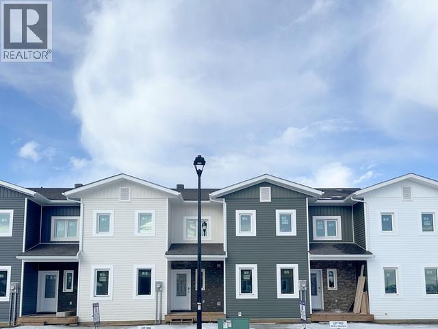222 Witch Hazel Dr, Whitehorse, YT Y1A 5W5