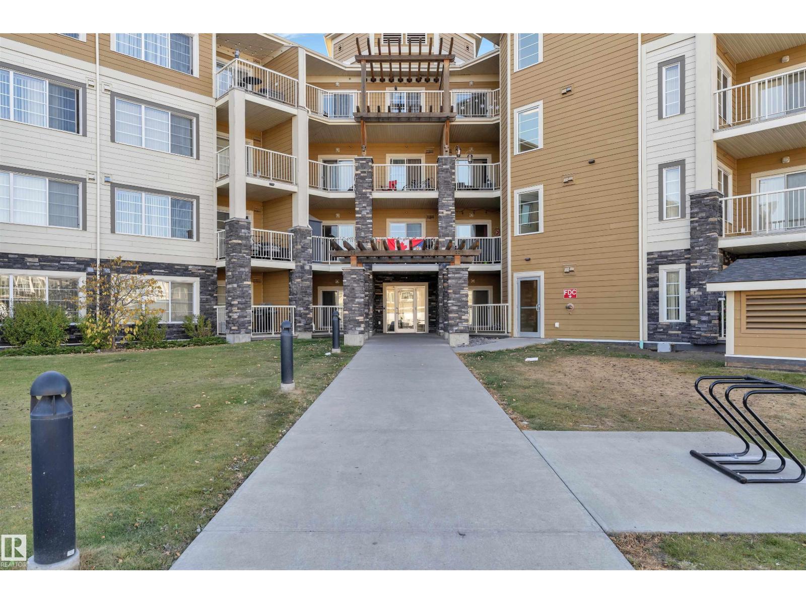 3670 139 Avenue Northwest #319, Edmonton, AB T5Y 3N5