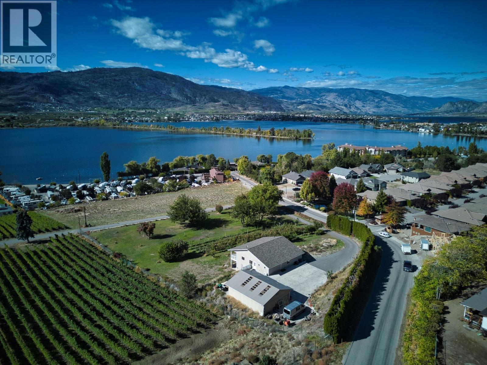 3251 41 Street, Osoyoos, BC V0H 1V6