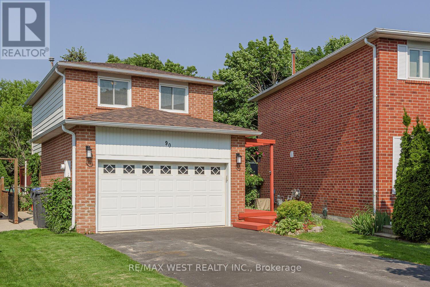 90 Lakecrest Trl, Brampton, ON L6Z 1S2
