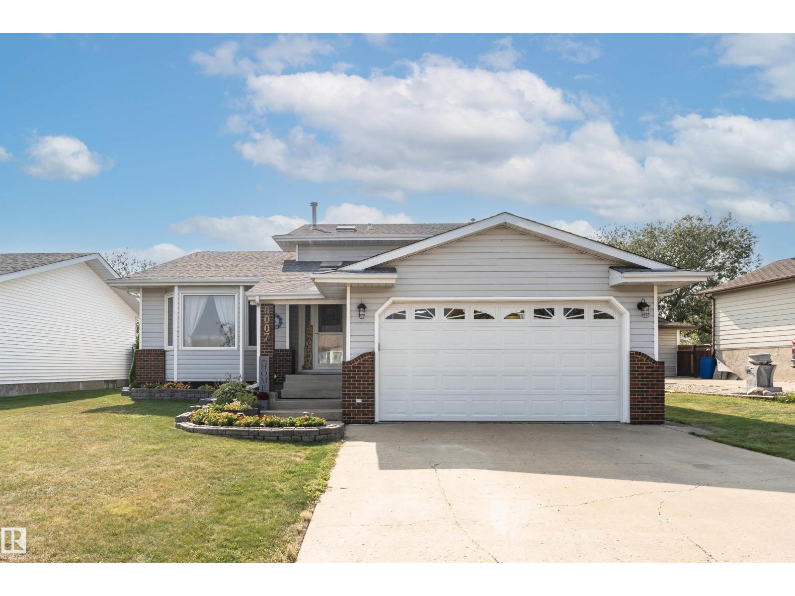 102 Av Unit 9007, Morinville, AB T8R 1B5