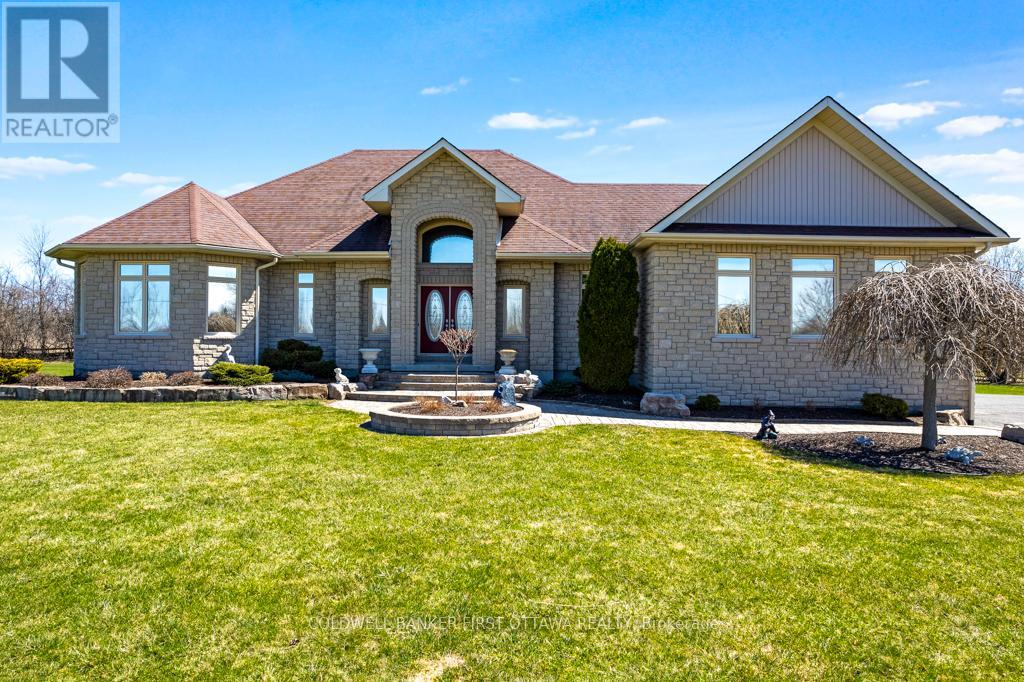 556 W Point Dr, Drummond/North Elmsley, ON K7H 3C7