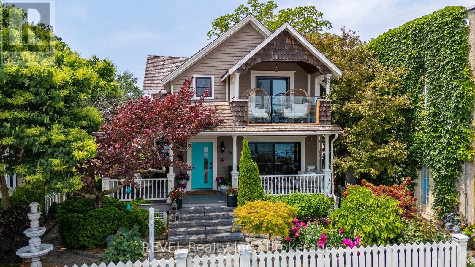 140 West St, Port Colborne, ON L3K 4E1