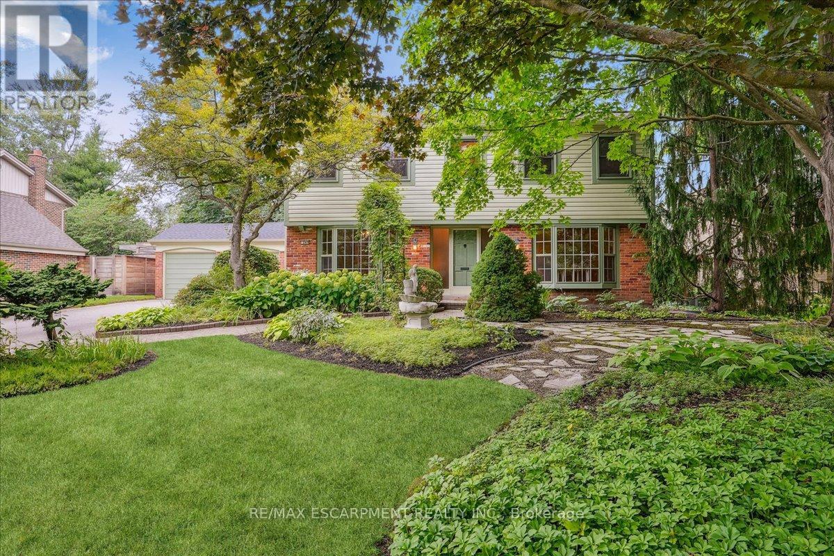 247 Beechfield Rd, Oakville, ON L6J 5H7