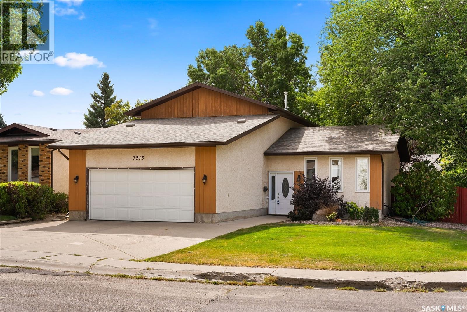 7215 Clipsham Ave, Regina, SK S4X 2S9