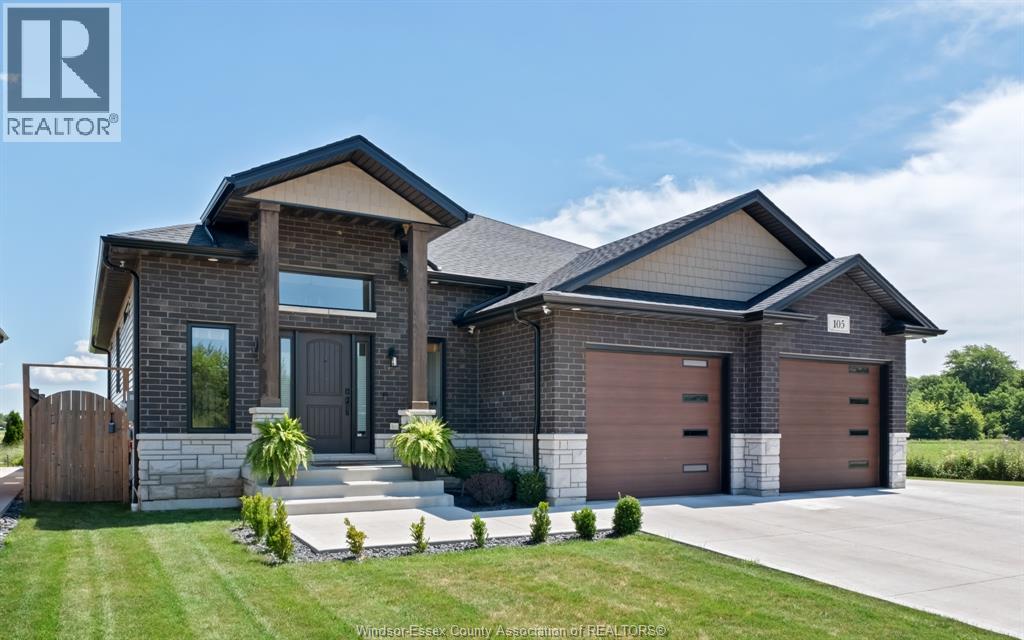 105 Conservation Blvd, Kingsville, ON N9V 0E4