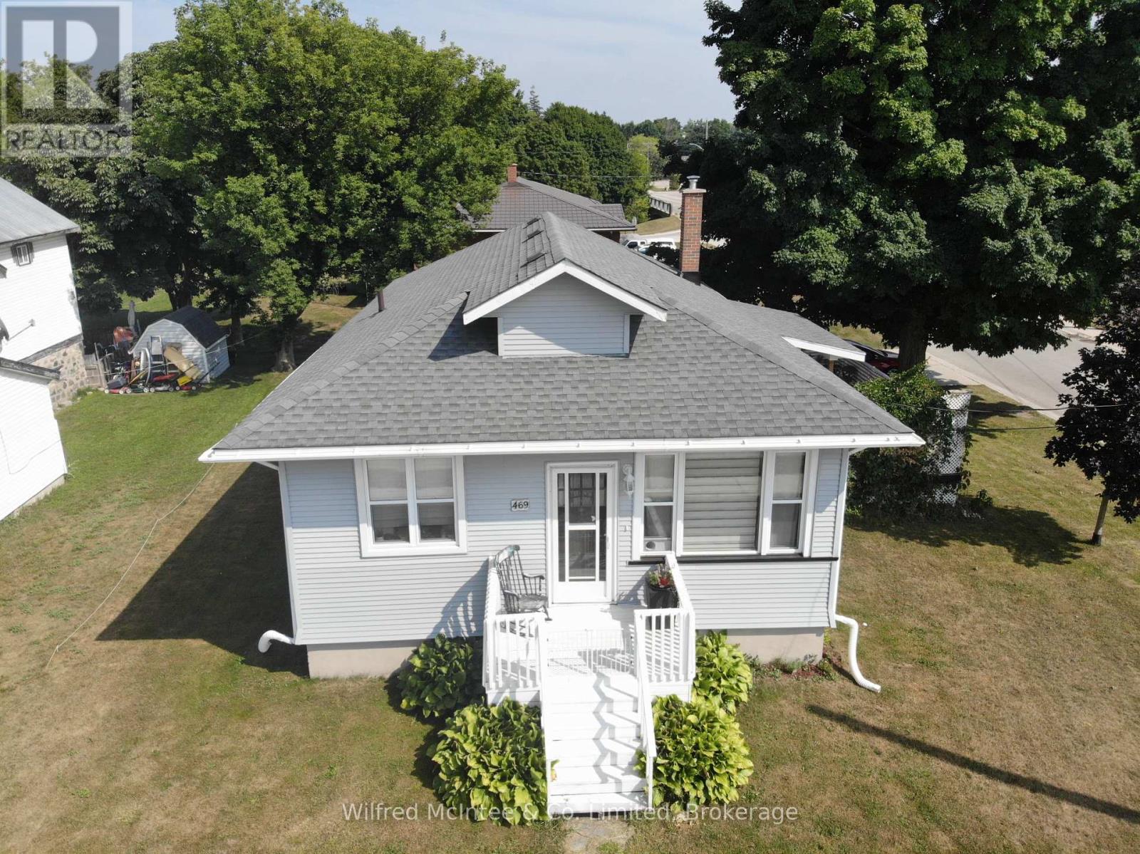 469 Ross St, Huron-Kinloss, ON N0G 2H0