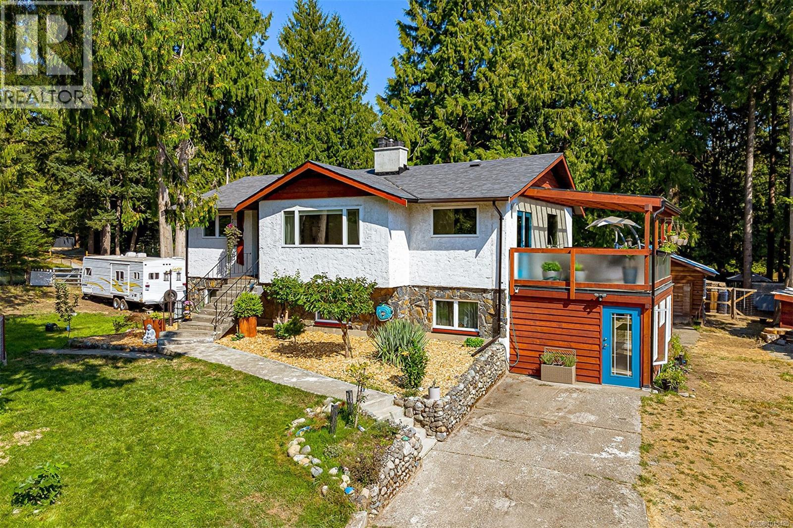 1034 Cowerd Rd, Cobble Hill, BC V8H 0G9