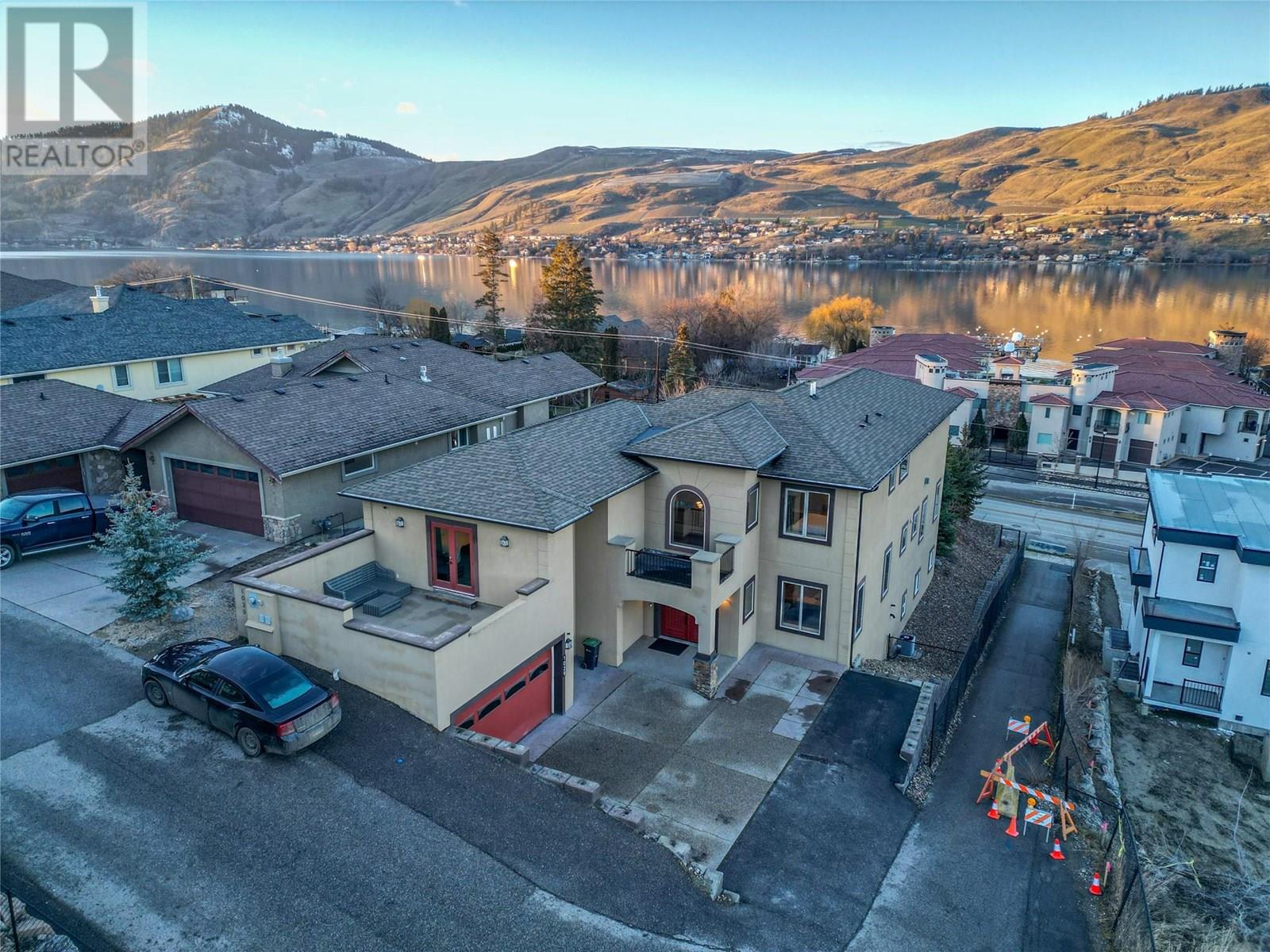 1029 Longacre Pl, Vernon, BC V1H 1H7