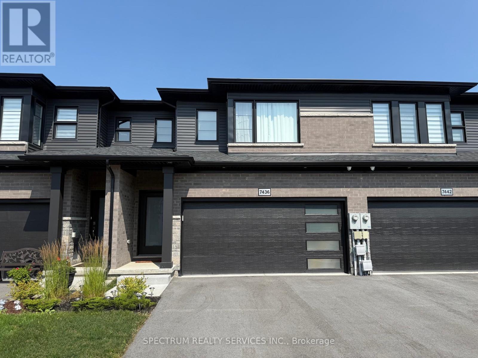 7436 Matteo Dr, Niagara Falls, ON L2H 3T3