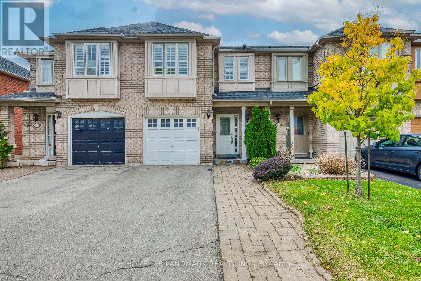 2276 Grouse Ln, Oakville, ON L6M 4A8