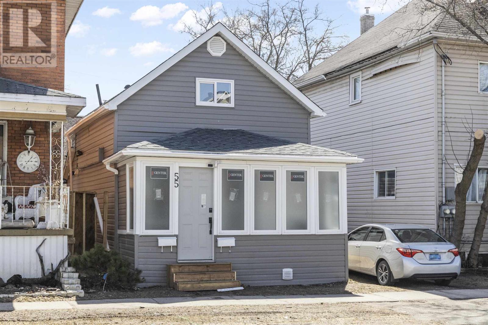 55 Cathcart St, Sault Ste. Marie, ON P6A 1C9
