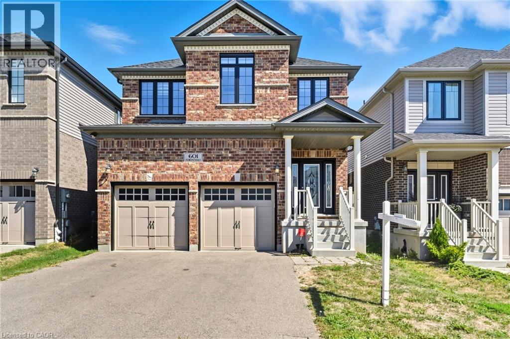 601 Florencedale Cres, Kitchener, ON N2R 0N4