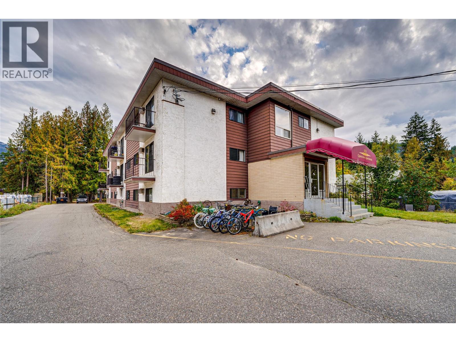 409 Main Street Unit 206, Sicamous, BC V0E 2V0