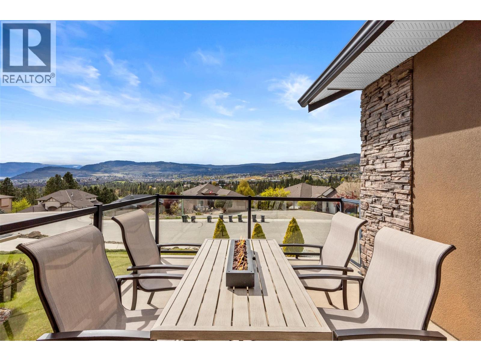 1584 Merlot Dr, West Kelowna, BC V4T 2X7