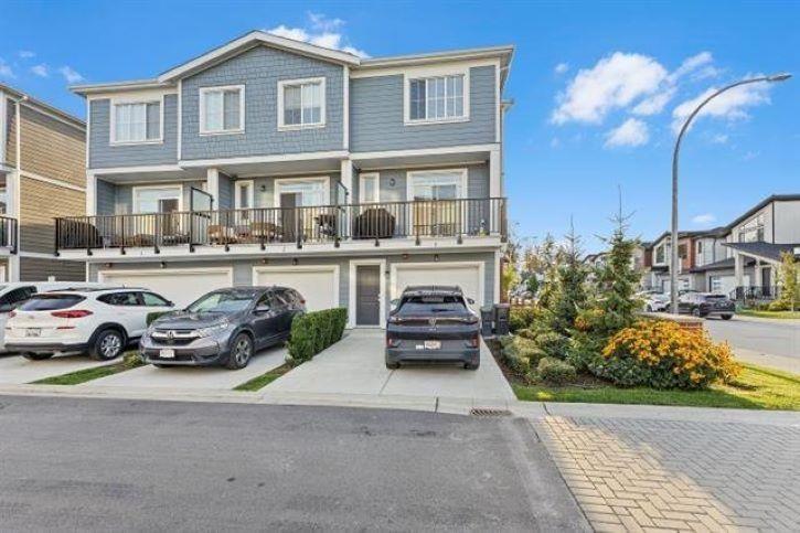 20680 76b Avenue Unit 1, Langley, BC V2Y 4L2