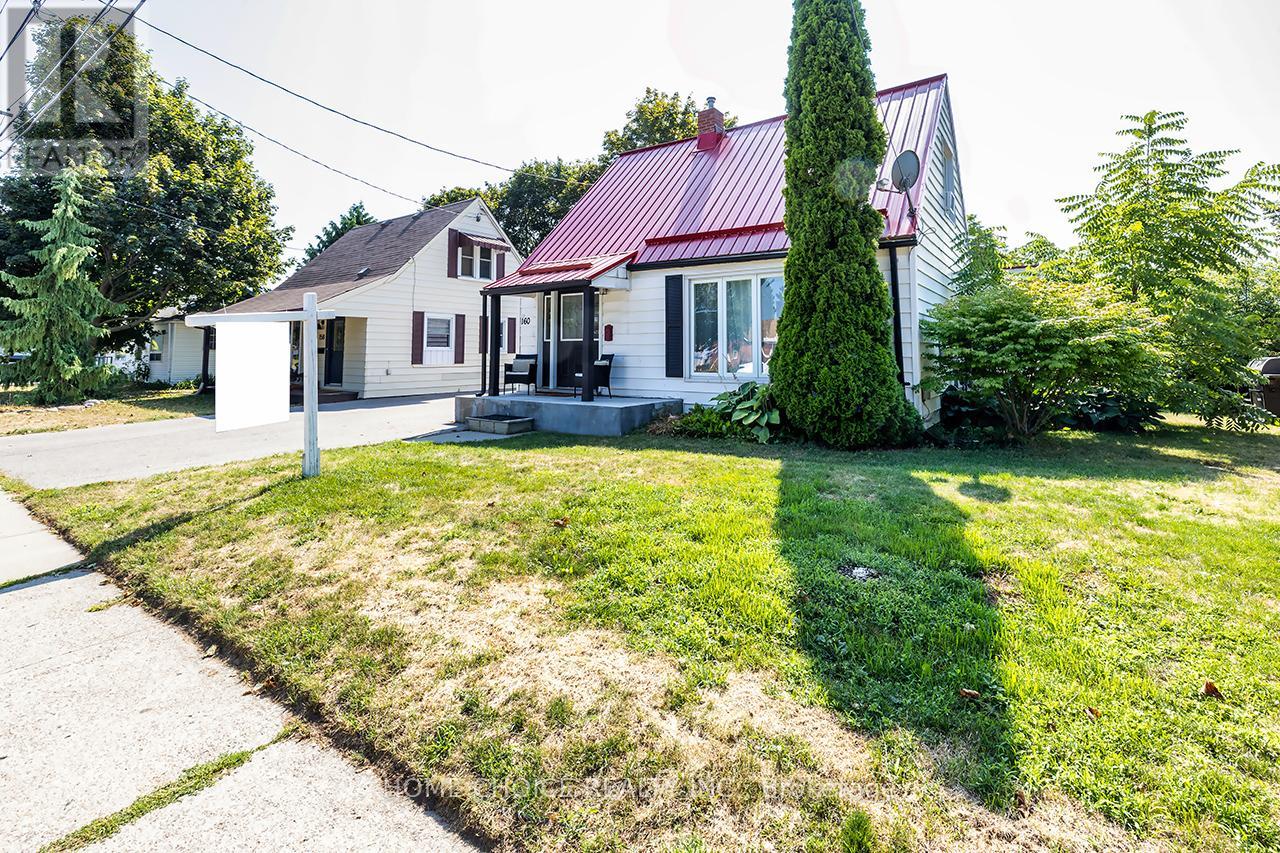 160 Victoria St N, Port Hope, ON L1A 3N1