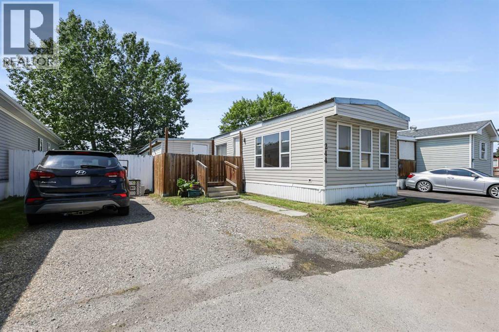 6220 17 Avenue Se Unit 244, Calgary, AB T2A 0W6
