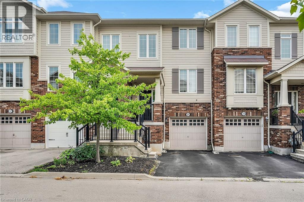 21 Hepworth Cres, Hamilton, ON L9G 3K9