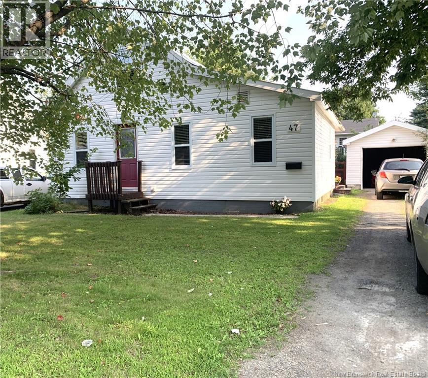 47 Watters Dr, Fredericton, NB E3A 3S9