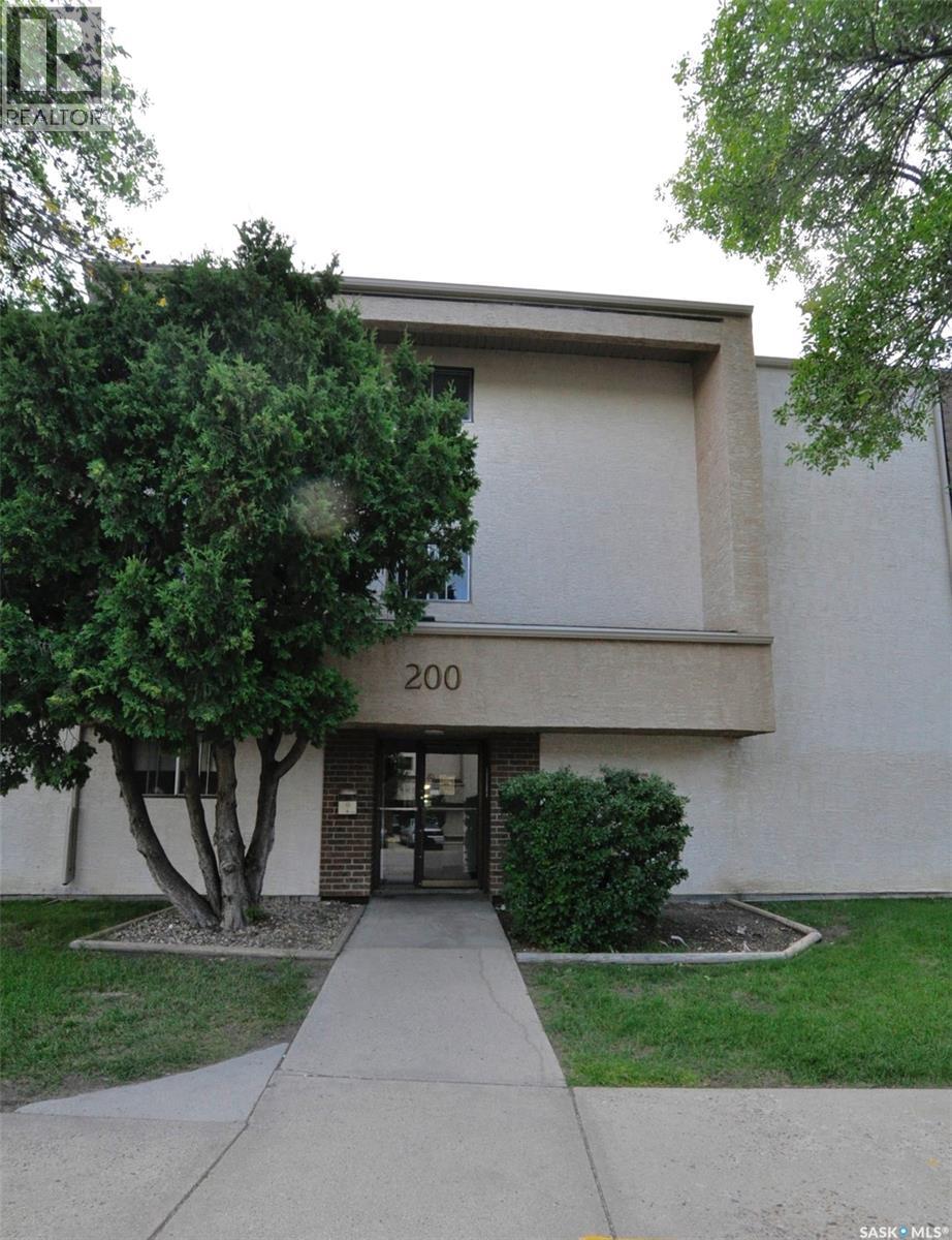 310 Stillwater Drive #234, Saskatoon, SK S7J 4H7