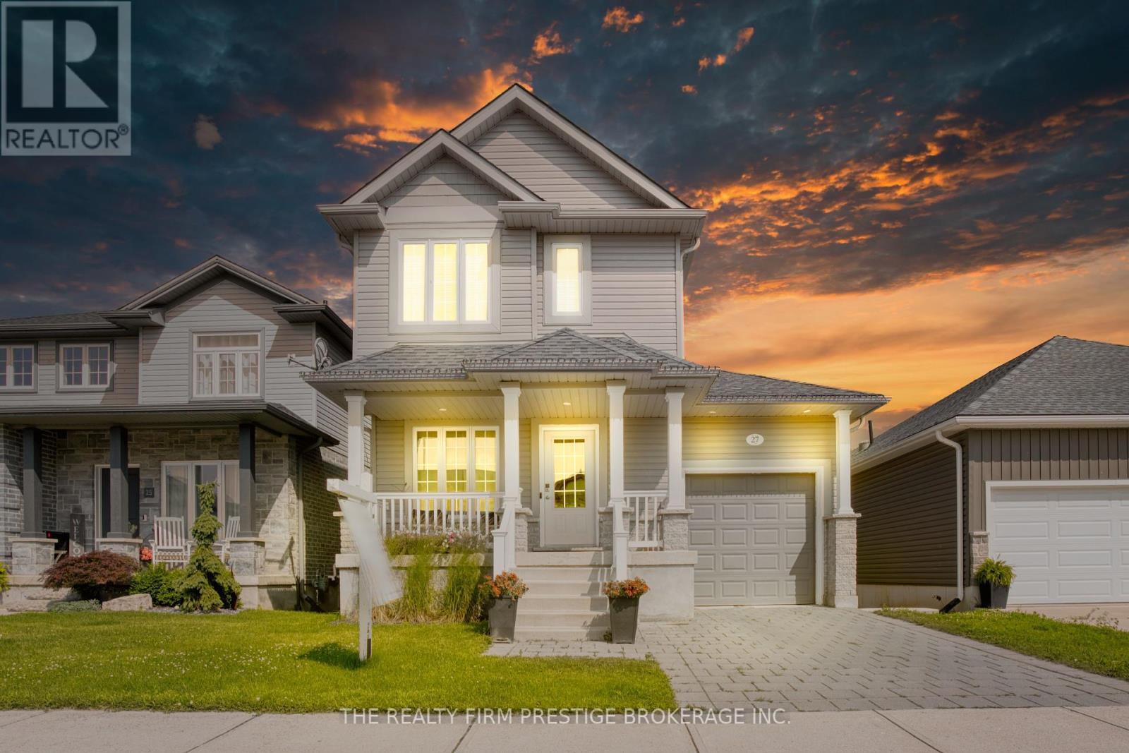 27 Willis Ave, Strathroy-Caradoc, ON N7G 0B6