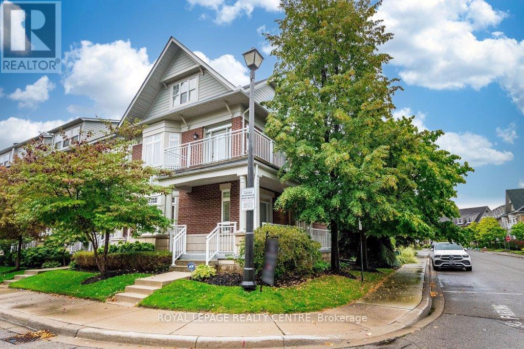35 Compass Way, Mississauga, ON L5G 4T8