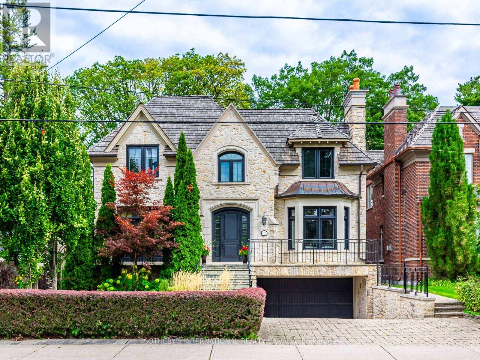 178 St Leonards Rd, Toronto, ON M4N 1K7