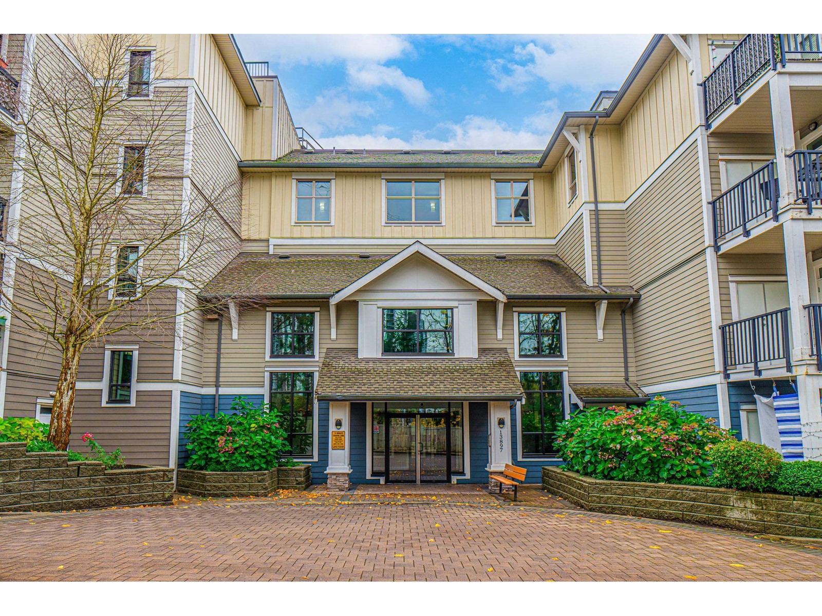 13897 Fraser Highway Unit 324, Surrey, BC V3T 0G8
