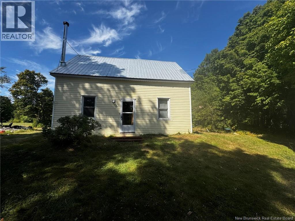 266 Semiwagon Rd, Barnaby, NB E1N 6E5