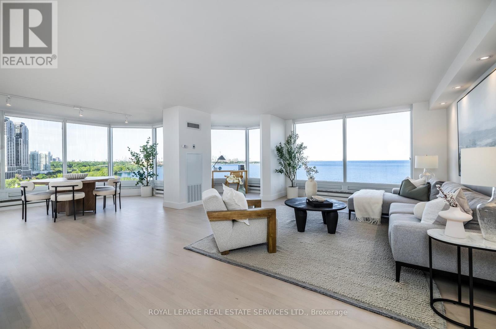 1203 1 Palace Pier Ct, Toronto, ON M8V 3W9