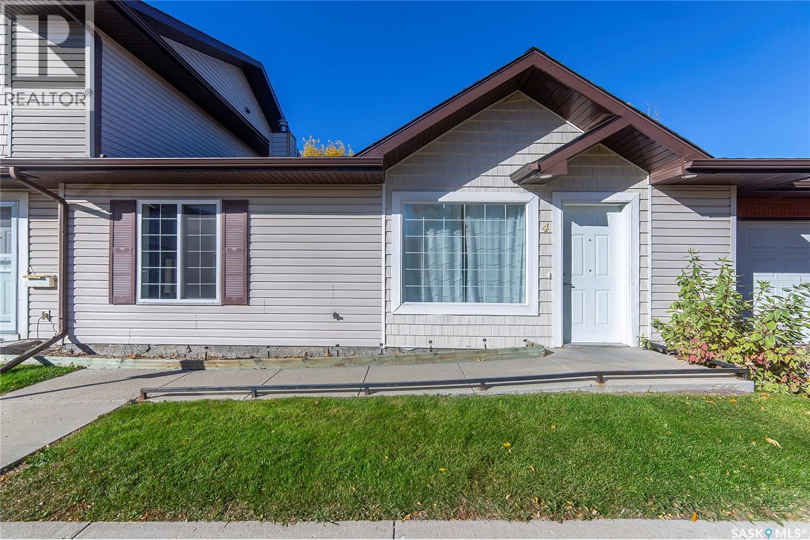 135 Keedwell Street Unit 4, Saskatoon, SK S7W 0A3