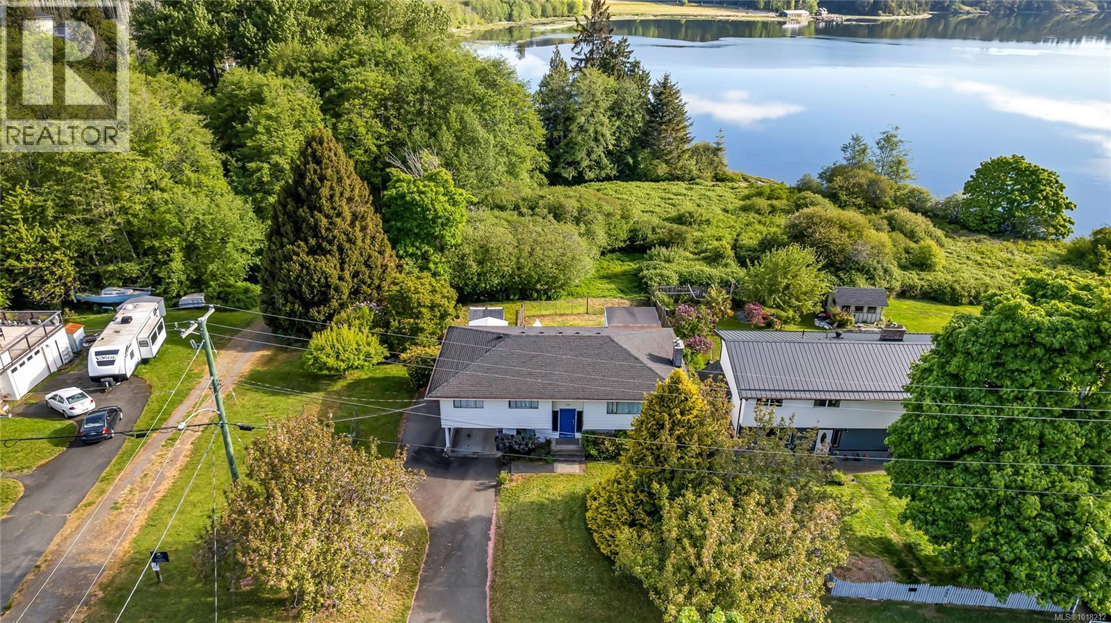 242 Portsmouth Dr, Victoria, BC V9C 1R9