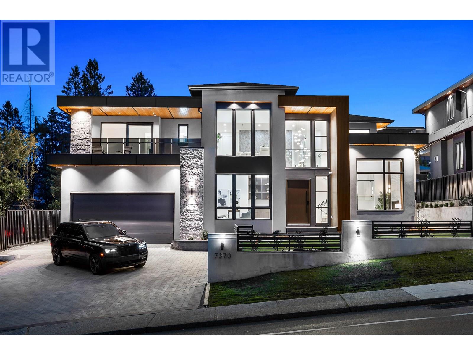 7370 Burris St, Burnaby, BC V5E 1Y5