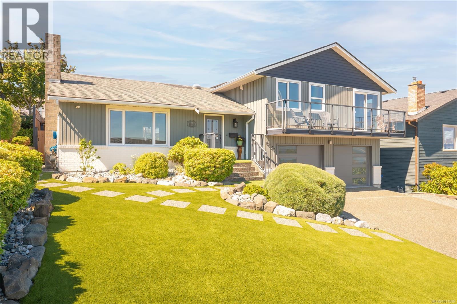 6295 Mcgirr Rd, Nanaimo, BC V9V 1C3