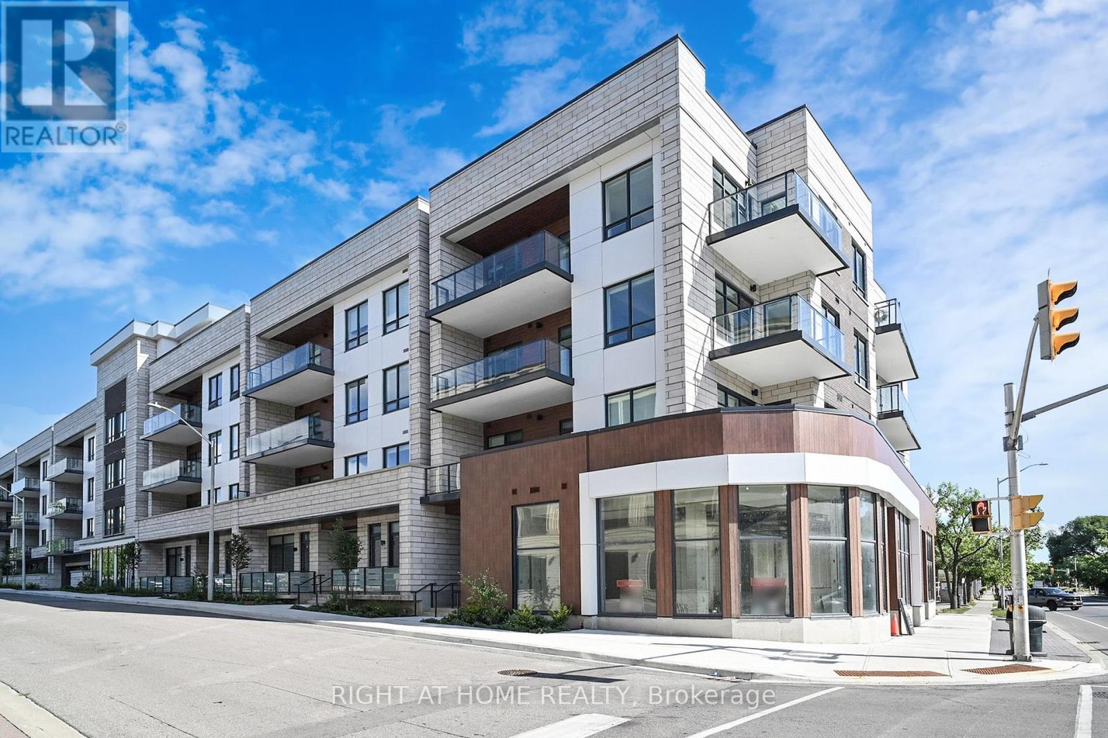 317 123 Maurice Dr E, Oakville Co Central, ON L6K 2W6