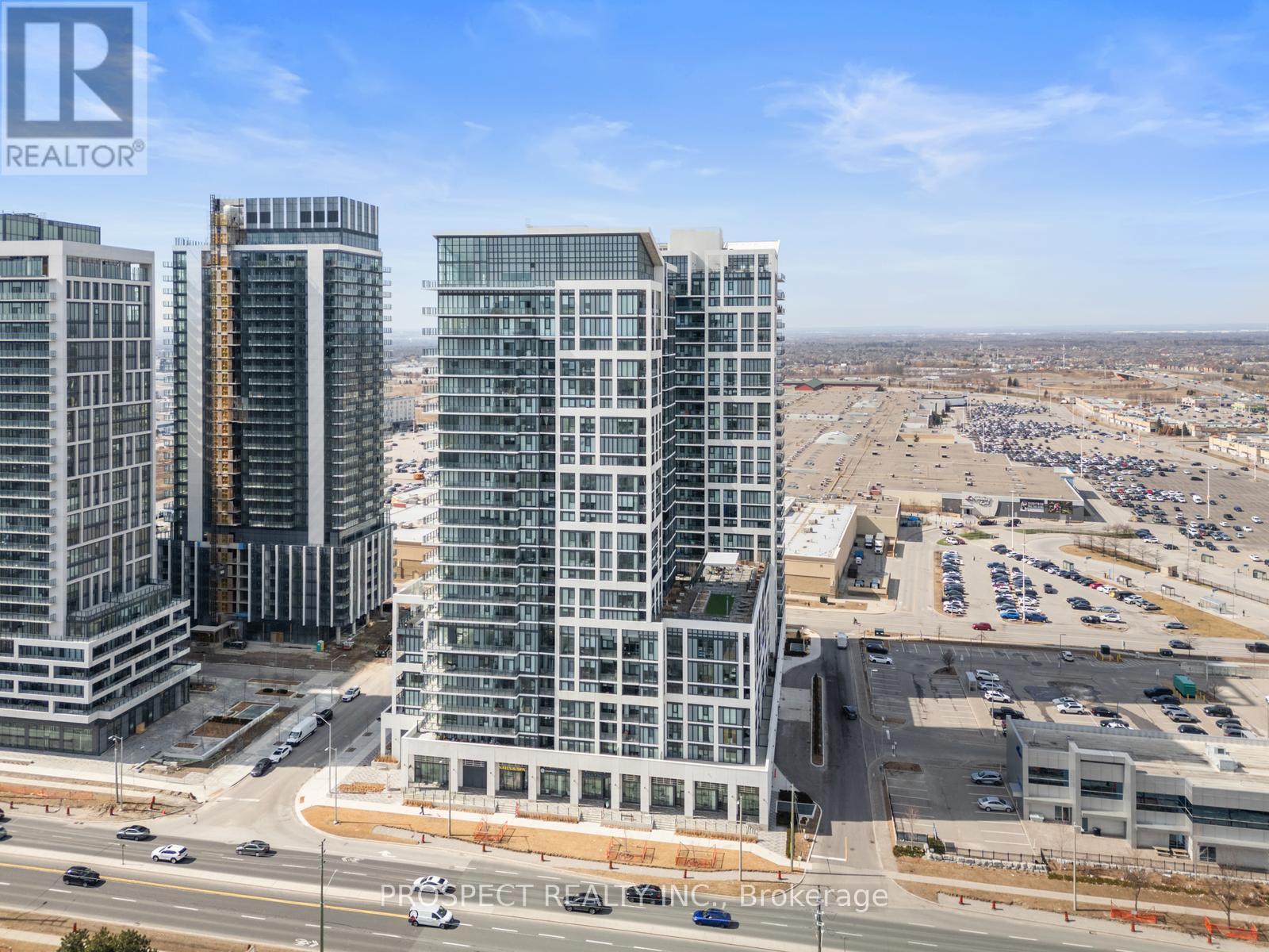 708 9000 Jane St, Vaughan, ON L4K 2M9