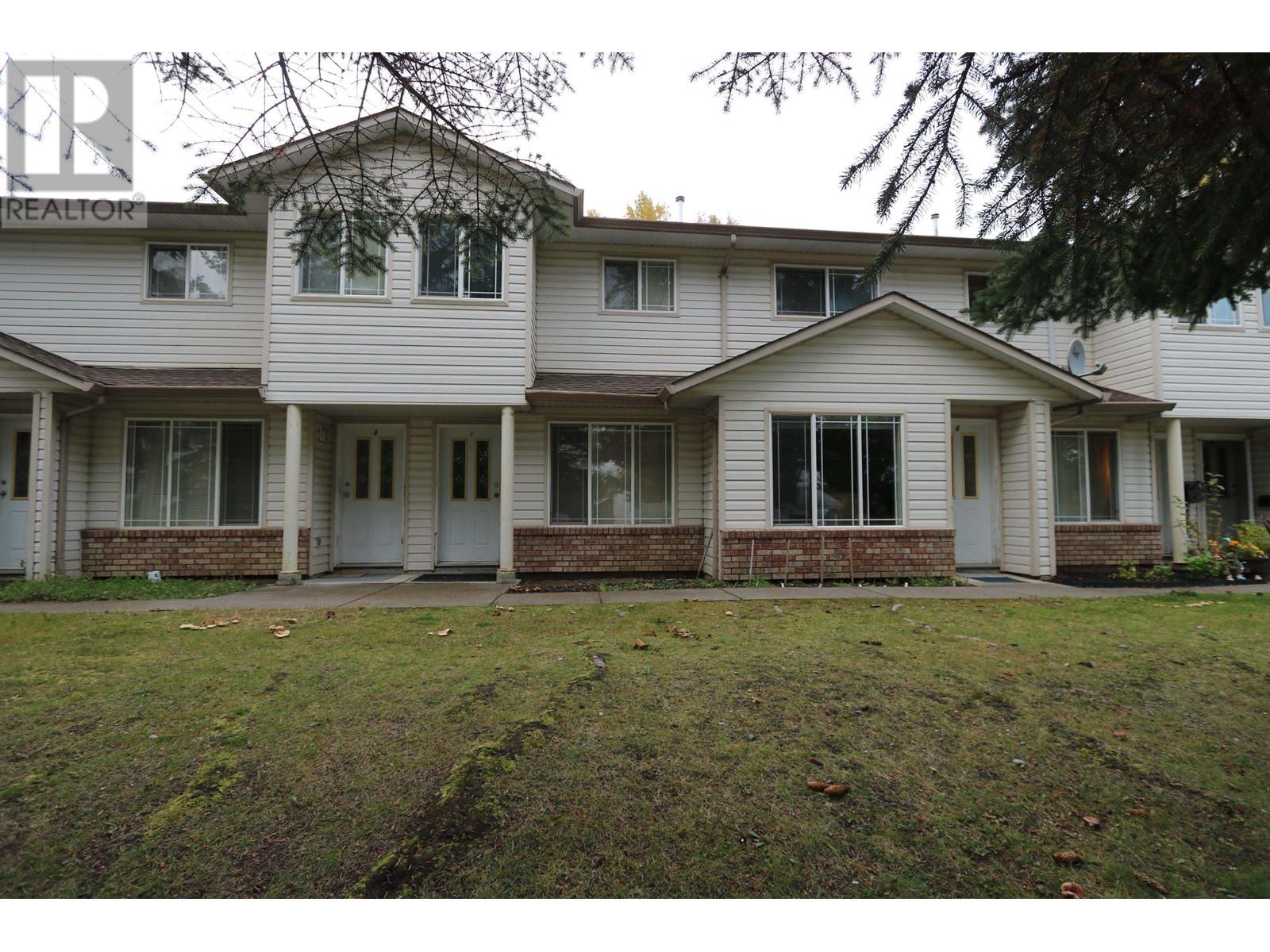 1245 Abbott Dr, Quesnel, BC V2J 1H9