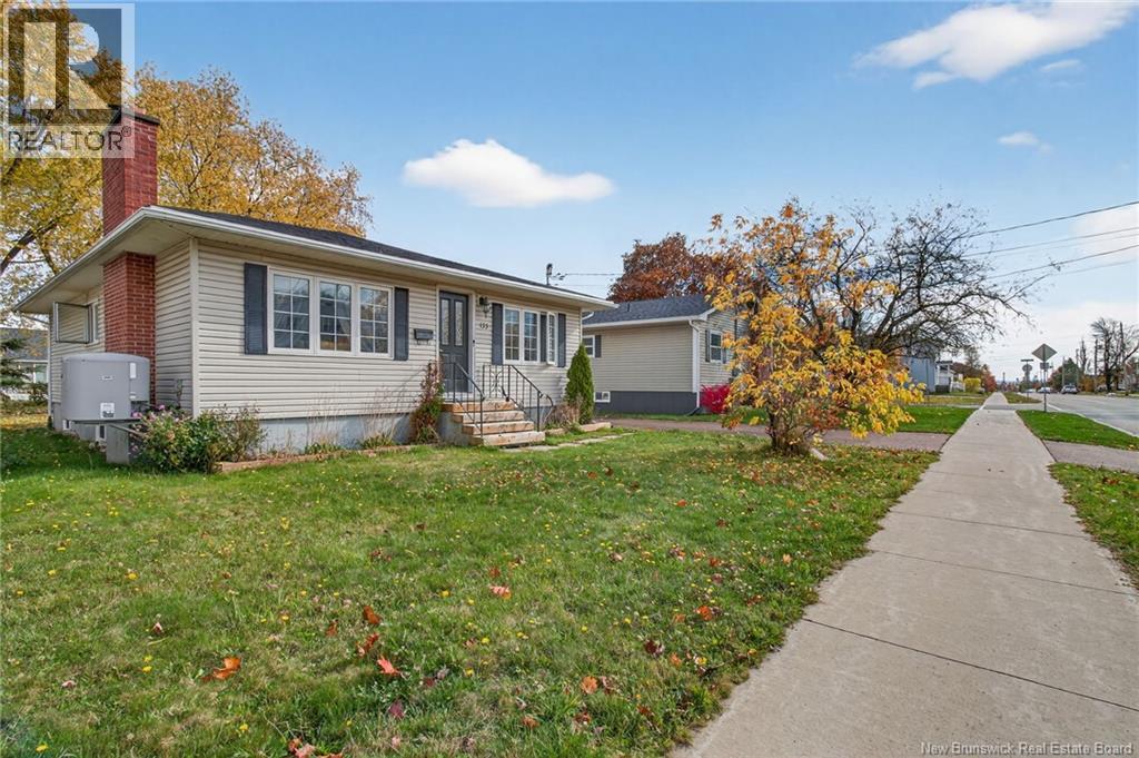 133 Purdy Ave, Moncton, NB E1C 7W3