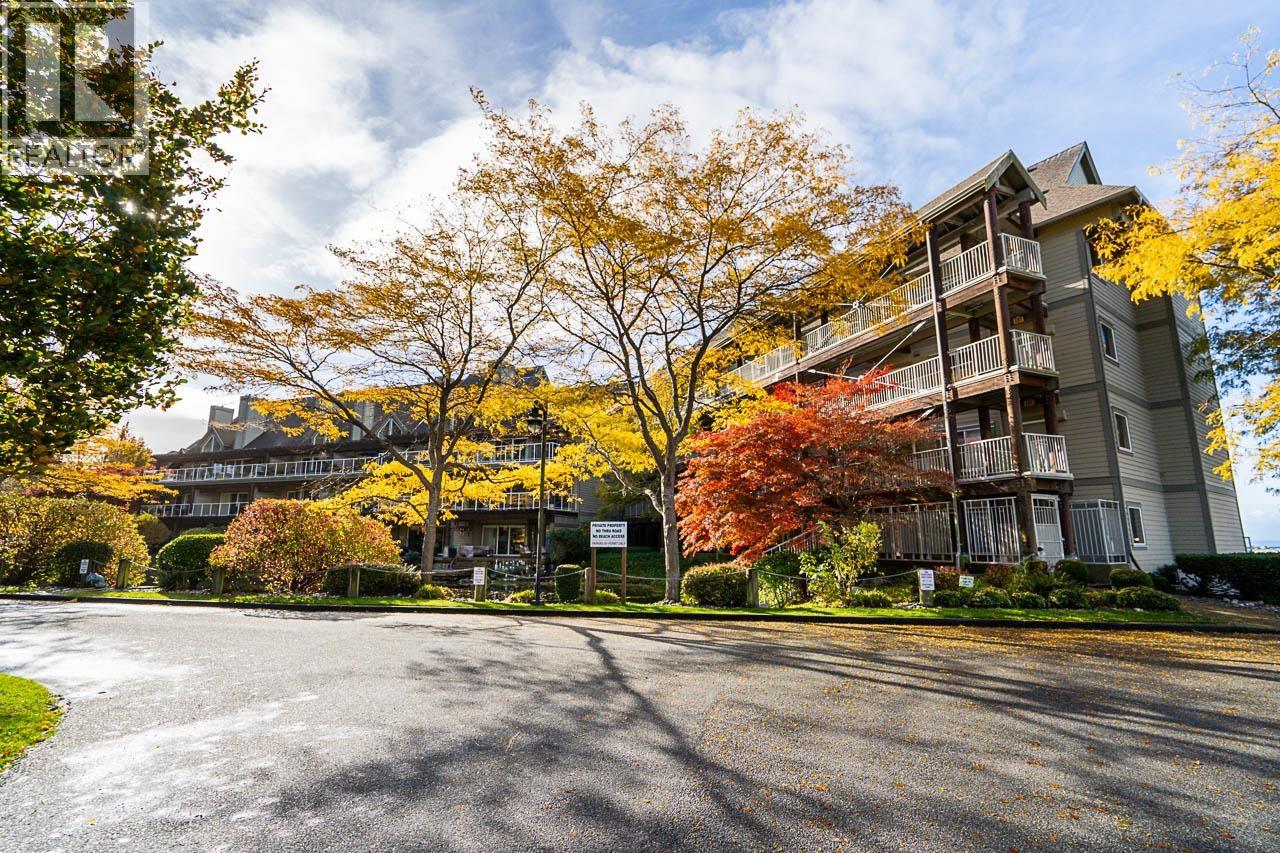 1120 Tsatsu Shores Drive Unit 107, Delta, BC V4M 4G3